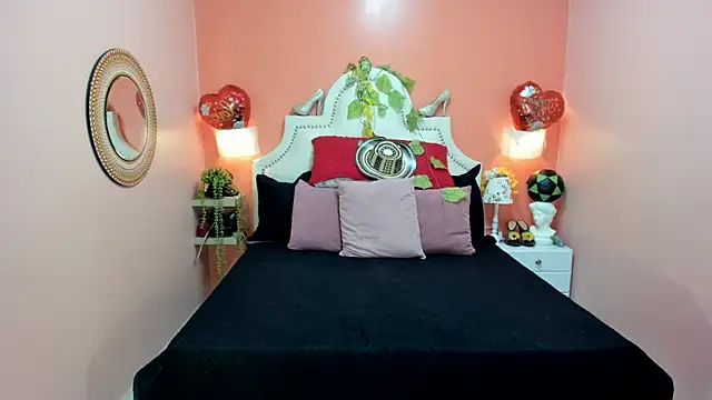 Dalila Najjar  online show from July 2026 03:21:02 PM