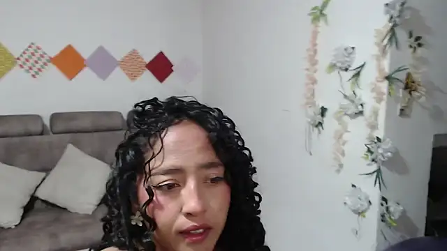 Snapshot of 23velvet chatting on January 2026 04:40:01 AM 23velvet online show from January 2026 04:40:01 AM