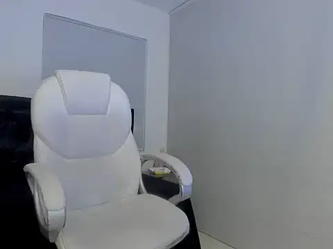 LunaFever69 online show from February 2026 03:58:02 AM