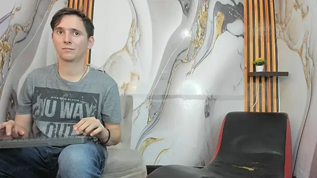 Snapshot of Ruby_and_Aaron chatting on February 2026 07:45:01 PM Ruby and Aaron online show from February 2026 07:45:01 PM