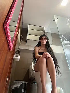 dani bela online show from February 2026 09:38:01 PM