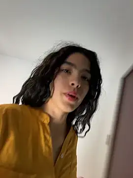 Snapshot of dani_bela chatting on May 2026 10:38:01 PM dani bela online show from May 2026 10:38:01 PM
