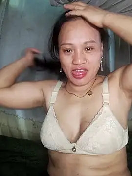 Snapshot of Piu_18 chatting on February 2026 05:28:02 AM Piu 18 online show from February 2026 05:28:02 AM