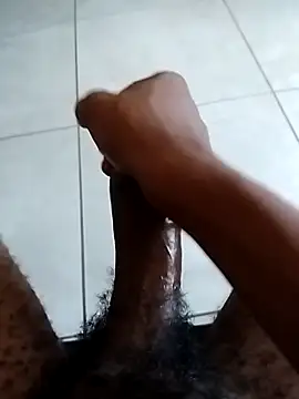 Snapshot of SkinnyDick26 chatting on February 2026 09:38:01 AM SkinnyDick26 online show from February 2026 09:38:01 AM