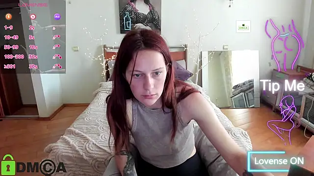 Lily Viola online show from May 2026 09:37:01 AM