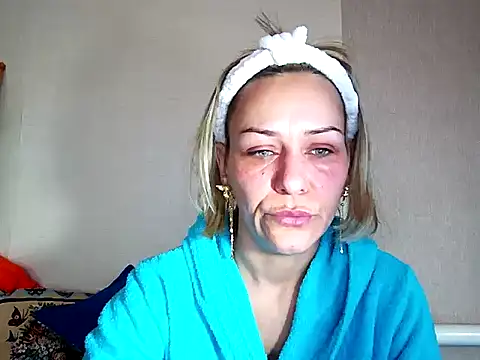 Snapshot of MissKryss chatting on February 2026 05:33:02 AM MissKryss online show from February 2026 05:33:02 AM