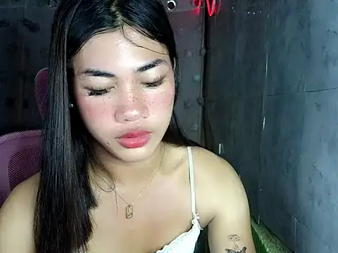 Snapshot of Margalona_ chatting on April 2026 08:57:02 PM Margalona online show from April 2026 08:57:02 PM