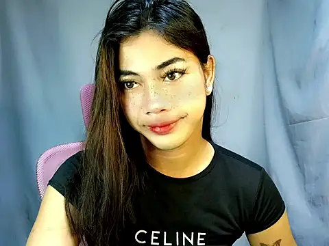 Snapshot of Margalona_ chatting on May 2026 04:06:02 PM Margalona online show from May 2026 04:06:02 PM