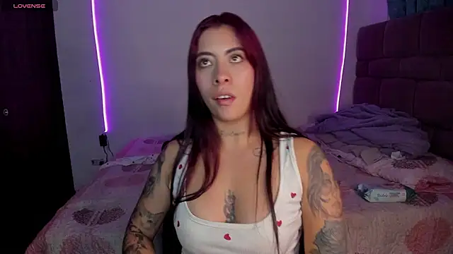 Snapshot of maazikeenx chatting on March 2026 06:54:01 AM maazikeenx online show from March 2026 06:54:01 AM