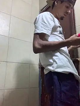 Snapshot of alexx_23cm chatting on March 2026 03:45:01 AM alexx 23cm online show from March 2026 03:45:01 AM