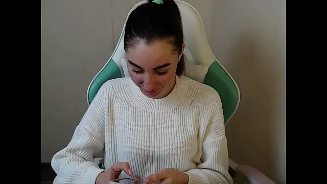 cammila horn online show from March 2026 06:30:02 AM