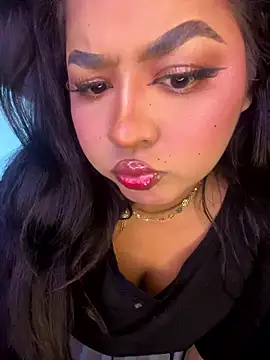 Snapshot of Isabella_Belmont chatting on January 2026 09:53:02 PM Isabella Belmont online show from January 2026 09:53:02 PM