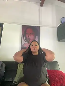 Snapshot of Isabella_Belmont chatting on February 2026 08:04:01 PM Isabella Belmont online show from February 2026 08:04:01 PM