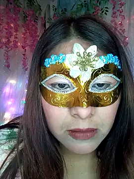 Snapshot of Zuley_foxi chatting on February 2026 02:09:02 AM Zuley foxi online show from February 2026 02:09:02 AM