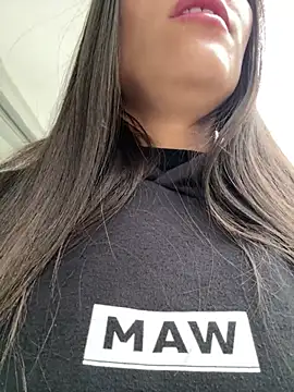 Snapshot of TaylorrHill chatting on January 2026 07:17:02 PM TaylorrHill online show from January 2026 07:17:02 PM