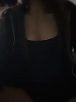 Snapshot of TaylorrHill chatting on January 2026 07:11:01 PM TaylorrHill online show from January 2026 07:11:01 PM