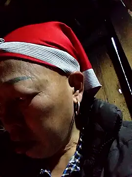 Snapshot of Agnes-baby chatting on January 2026 11:53:01 PM Agnes-baby online show from January 2026 11:53:01 PM