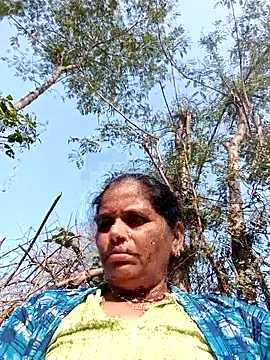 Snapshot of Manvi_hote chatting on February 2026 04:06:01 AM Manvi hote online show from February 2026 04:06:01 AM