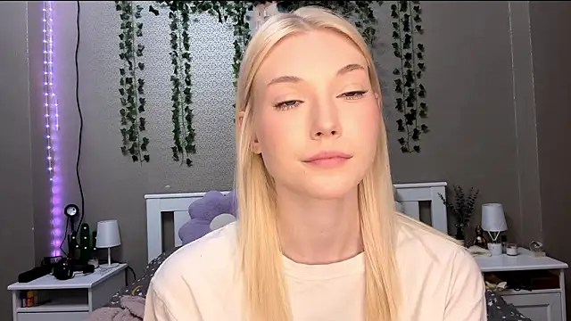 LlsabethHaze online show from January 2026 03:27:01 PM