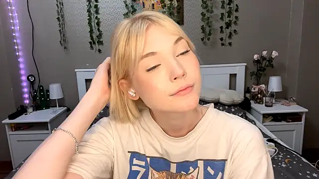 LlsabethHaze online show from February 2026 02:23:01 PM