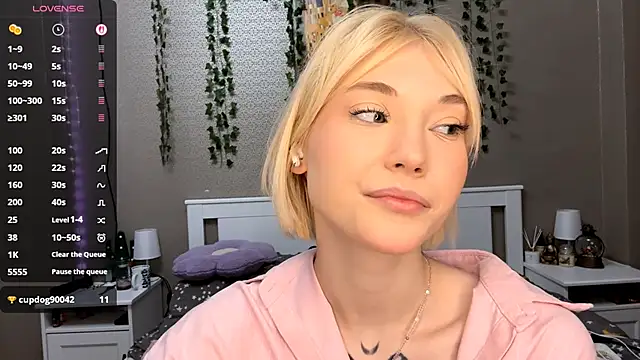 LlsabethHaze online show from February 2026 12:17:02 PM