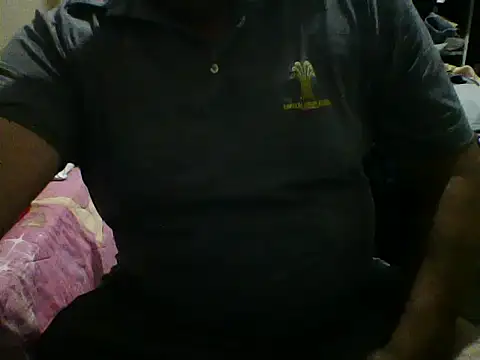 Twoo18 online show from February 2026 10:41:01 PM