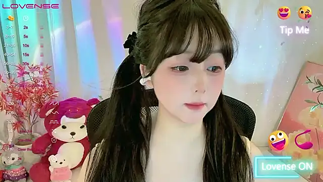 CLaire-5 online show from April 2026 12:05:01 AM