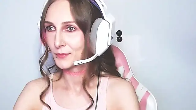 Sokavine online show from April 2026 10:18:01 PM