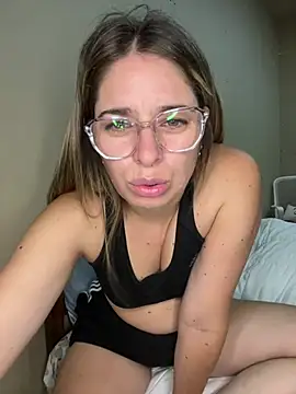 Snapshot of soyanahii chatting on February 2026 11:09:01 PM soyanahii online show from February 2026 11:09:01 PM