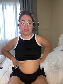 Snapshot of soyanahii chatting on February 2026 10:26:01 PM soyanahii online show from February 2026 10:26:01 PM