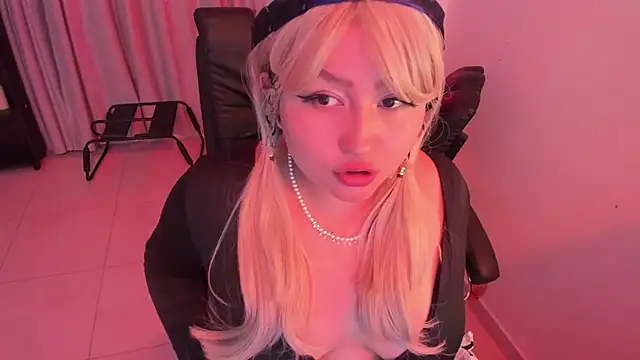 Snapshot of Sweet_lenna chatting on January 2026 07:28:02 PM Sweet lenna online show from January 2026 07:28:02 PM