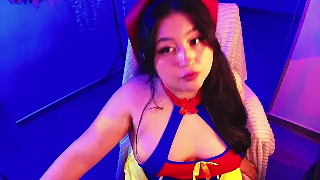Sweet lenna online show from May 2026 01:56:01 AM