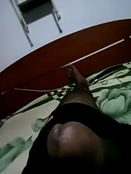 Snapshot of chamichamila chatting on January 2026 06:33:01 PM chamichamila online show from January 2026 06:33:01 PM