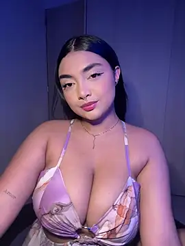 SASHASTRADA  online show from April 2026 01:43:02 AM