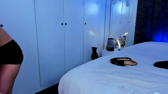 ClaraSweetTV online show from April 2026 08:57:01 PM