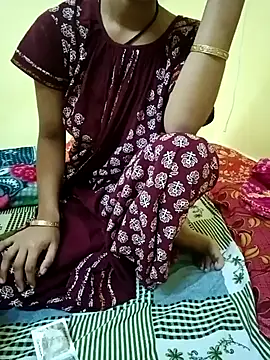 Angelqueen15 online show from February 2026 02:21:01 PM