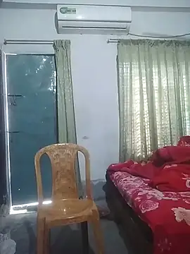 Snapshot of momo_loves chatting on February 2026 04:20:01 AM momo loves online show from February 2026 04:20:01 AM