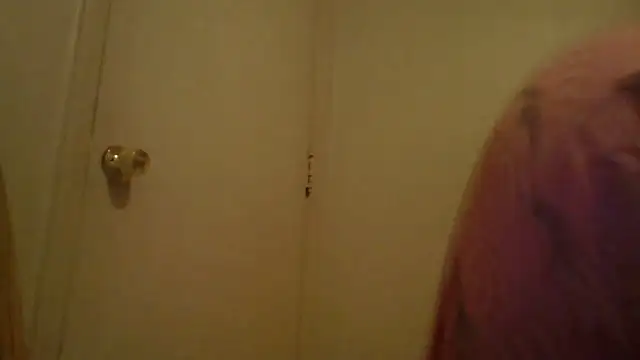 Snapshot of KellyKardashian chatting on February 2026 12:22:02 AM KellyKardashian online show from February 2026 12:22:02 AM