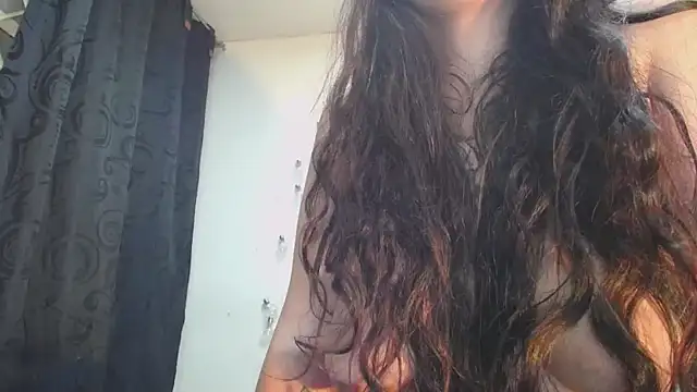 abril onnel online show from February 2025 11:58:02 PM