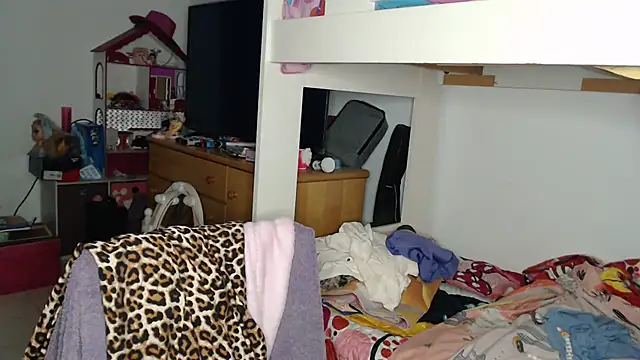 Piaaa3 online show from February 2026 04:22:02 AM