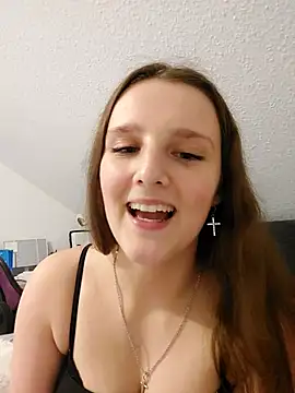 Snapshot of HotAlice69 chatting on January 2026 12:22:02 PM HotAlice69 online show from January 2026 12:22:02 PM