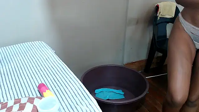 ExtraDoll online show from March 2026 06:30:02 AM