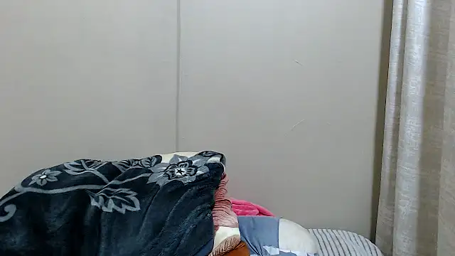 ExtraDoll online show from April 2026 08:11:02 PM