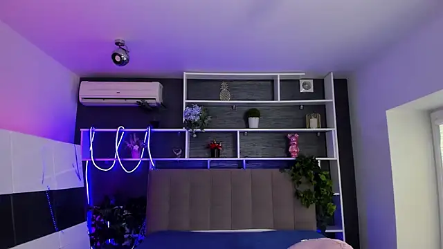 Snapshot of StephieRousee chatting on February 2026 06:23:01 AM StephieRousee online show from February 2026 06:23:01 AM