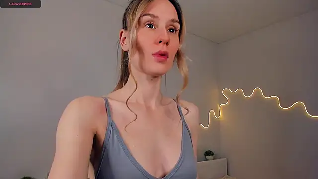 Kirawithvibe online show from May 2026 01:57:16 AM