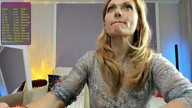 Monika-peach online show from April 2026 09:20:02 PM