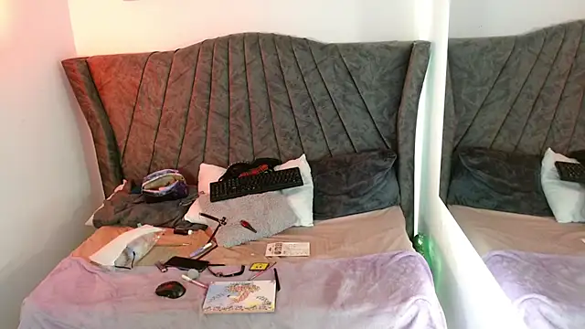 Snapshot of Neko_ne69 chatting on March 2026 01:06:02 PM Neko ne69 online show from March 2026 01:06:02 PM