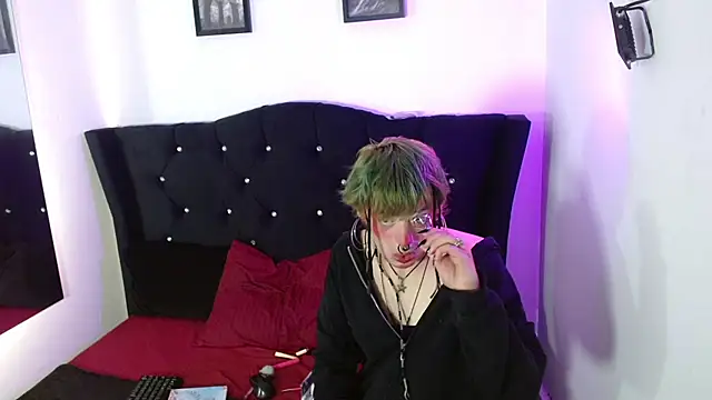 Snapshot of Neko_ne69 chatting on April 2026 12:36:02 PM Neko ne69 online show from April 2026 12:36:02 PM