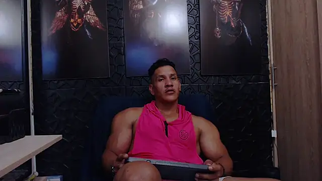 viktor herrera online show from July 2026 07:09:01 PM