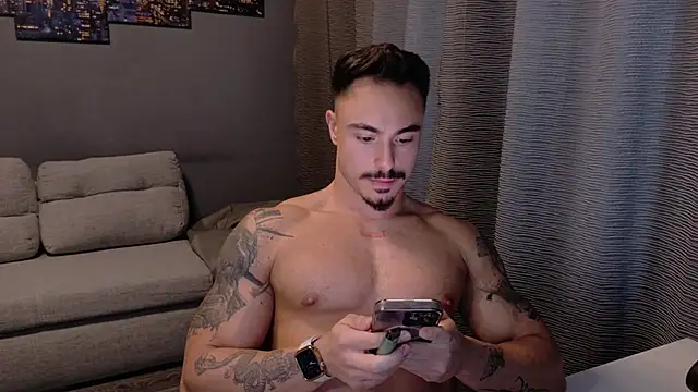 Snapshot of Master_Lukas chatting on April 2026 12:10:01 PM Master Lukas online show from April 2026 12:10:01 PM